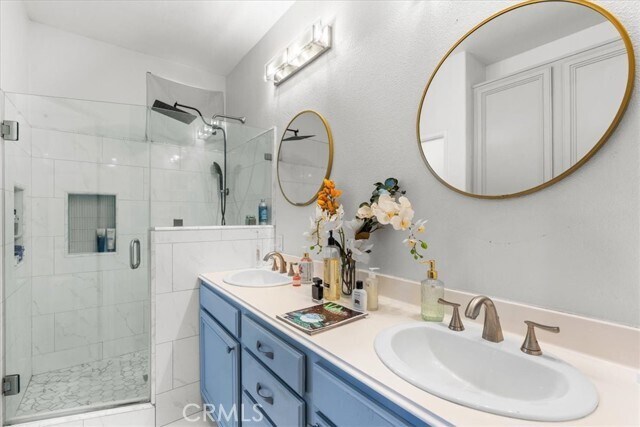 Building Photo - 40 Veneto Ln