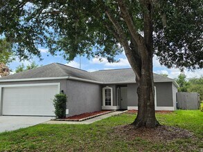 Building Photo - FOR RENT!!! SIMPLY STUNNING (REMODELED) 3 BEDROOM 2 BATH SINGLE FAMILY HOME...