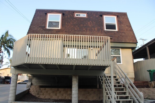 Building Photo - 2310 Sumac Dr
