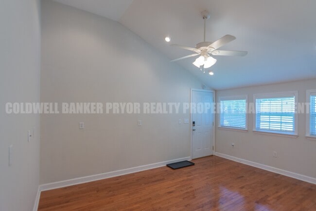 Building Photo - 4890 College Dr E