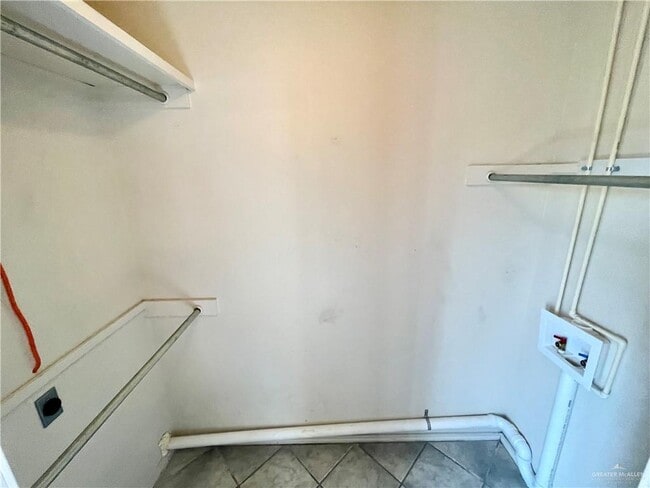 Building Photo - 13 N 41st St