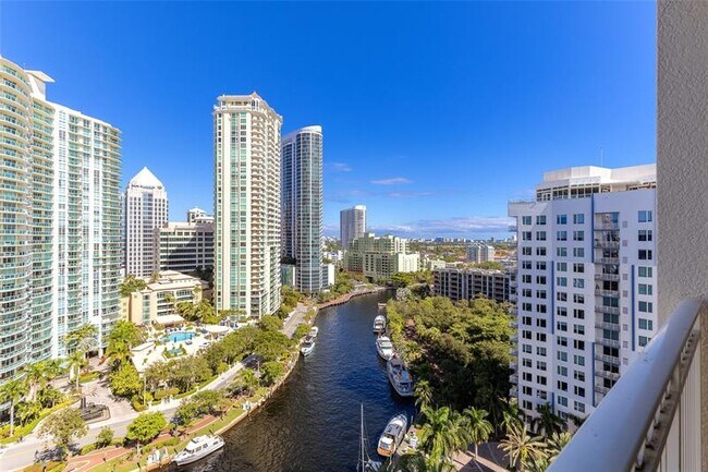 Building Photo - 511 SE 5 Ave