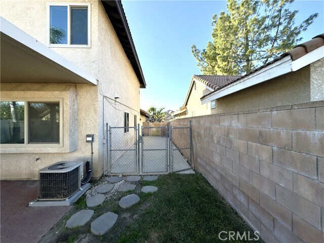 Building Photo - 7759 Devonshire Ct