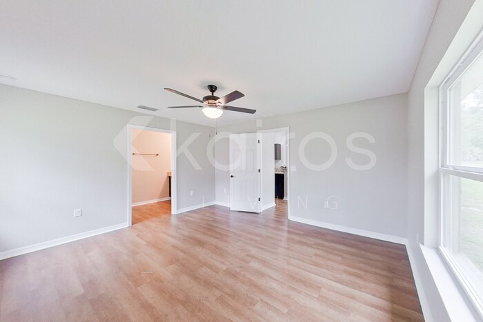 Building Photo - 8239 SW 135th Street Rd