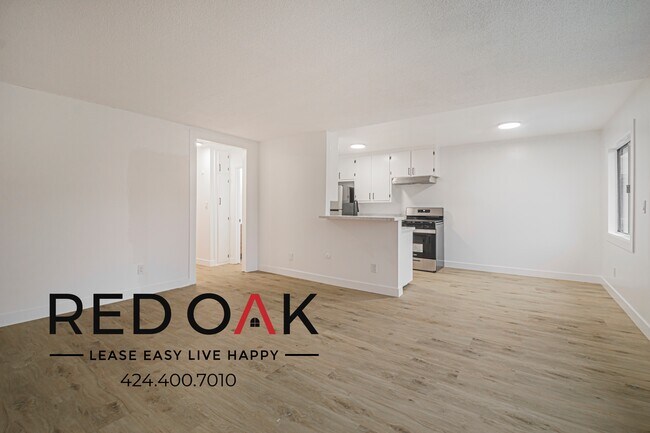 Primary Photo - 2244 S Western Ave