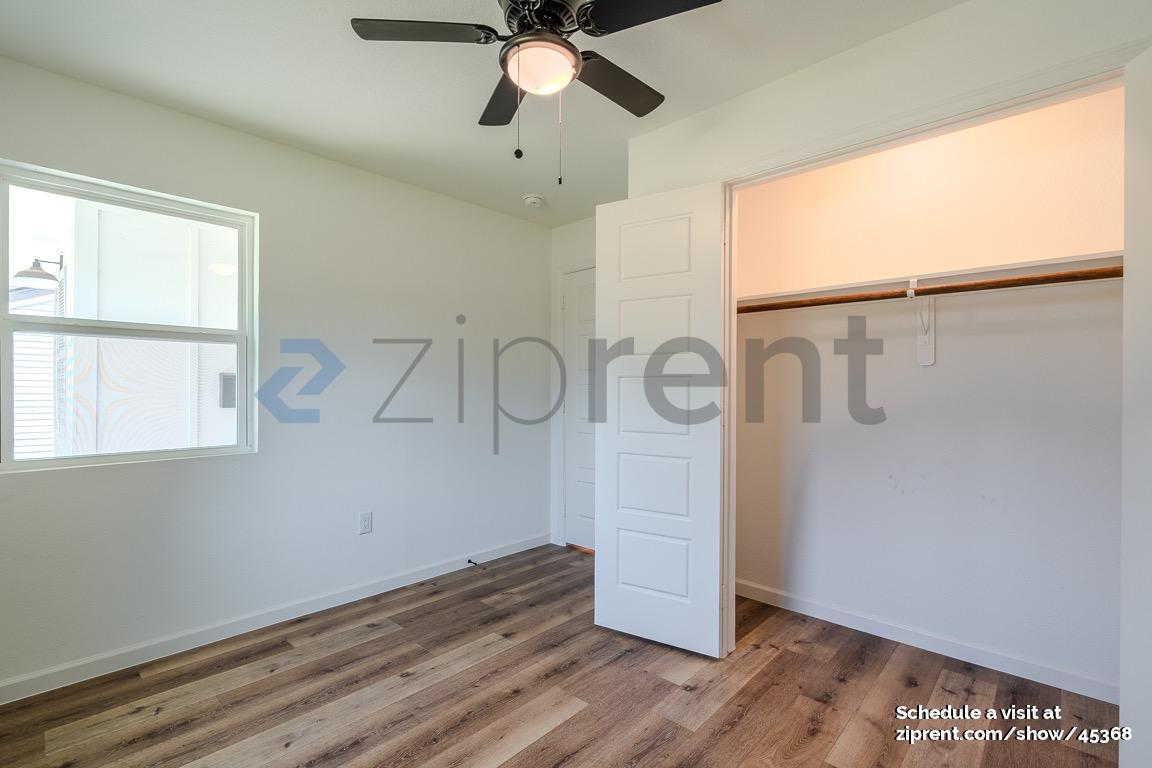 Building Photo - 3923 Alsace St