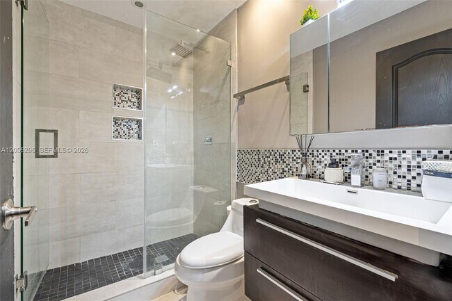 Building Photo - 3654 SW 150th Ct
