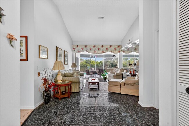 Building Photo - 2824 Summervale Dr