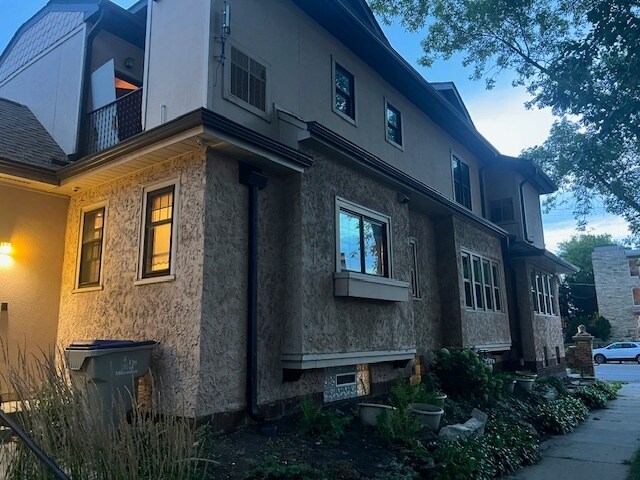 View - East side of bldg - 1701 W National Ave