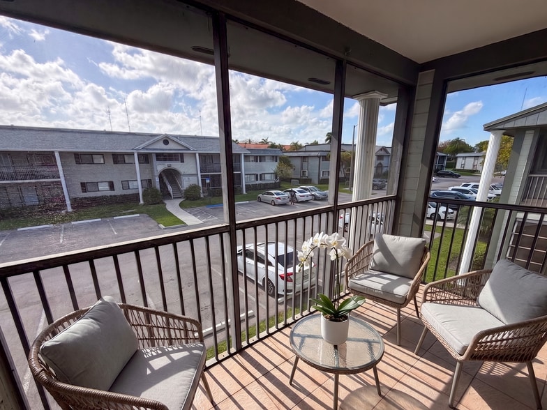 Balcony - 20741 NE 4th Ct