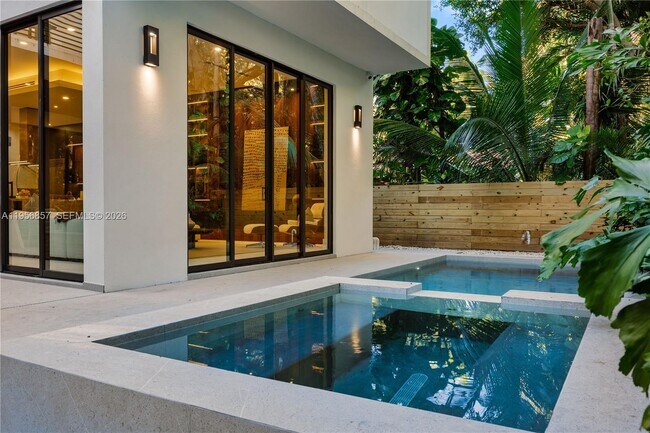 Building Photo - 2805 Freeman St