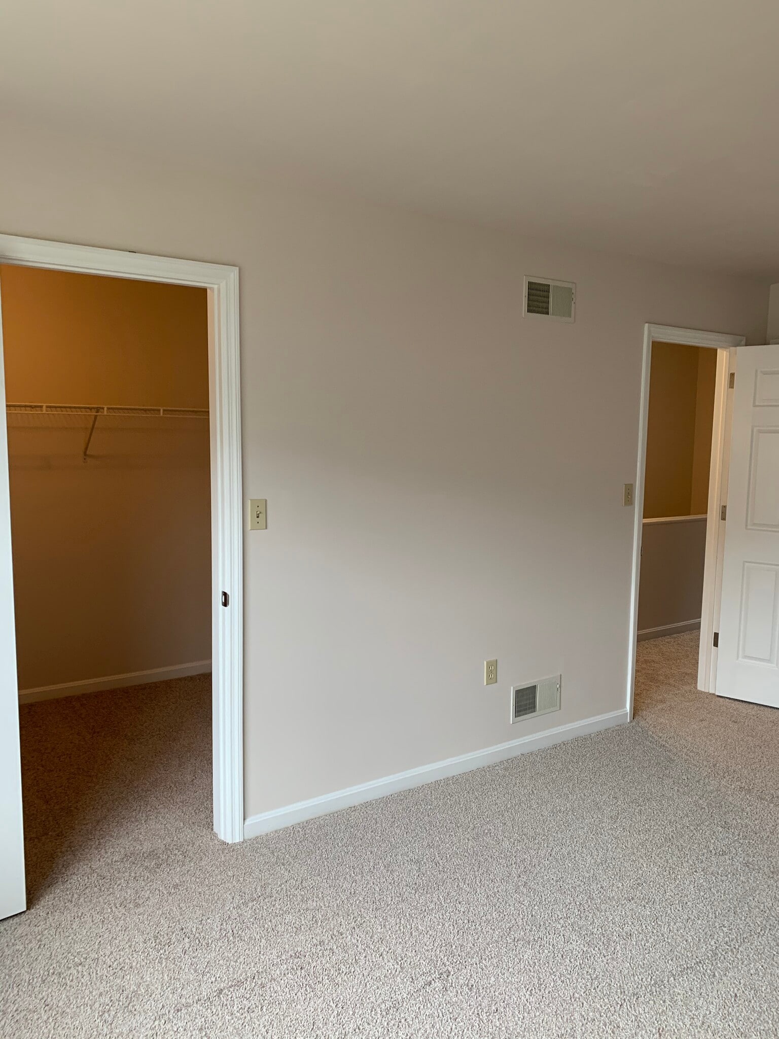 Building Photo - 158 Melrose Ln