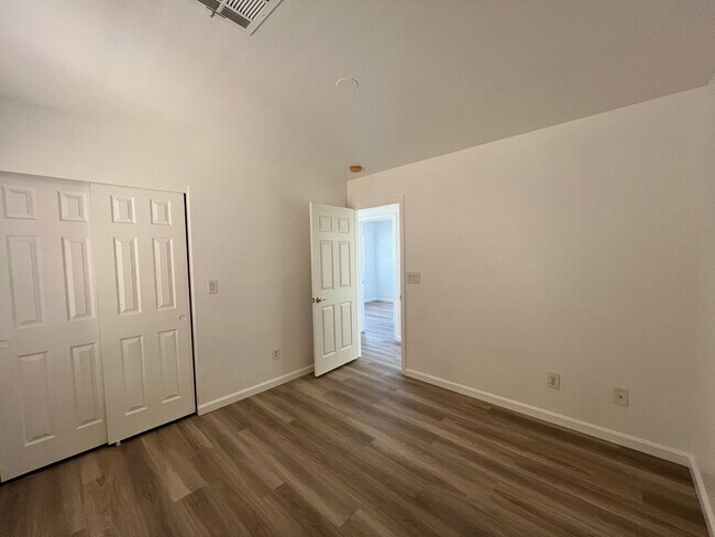 Building Photo - 6577 E Escatawpa Bay Ct