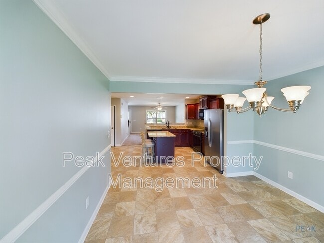 Building Photo - 11 Endeavor Cir