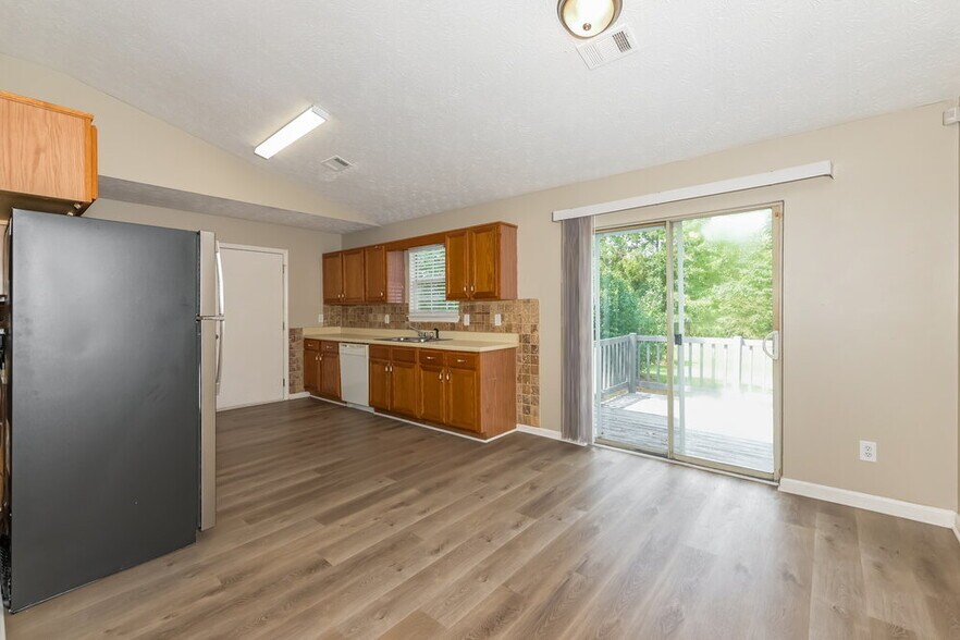 Building Photo - 316 Mill Glen Ct