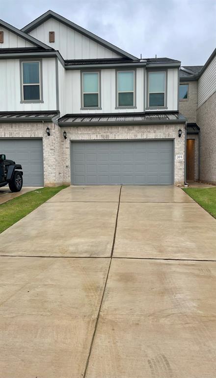 Primary Photo - 2725 Woodall Dr