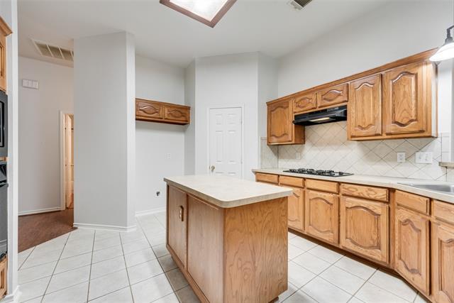 Building Photo - 2760 Beacon Hill Dr