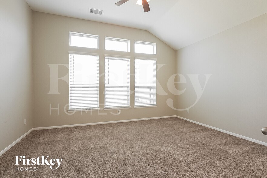 Building Photo - 12524 Jetty Cv