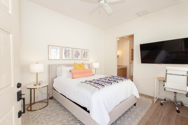 Building Photo - 48550 Capistrano Way