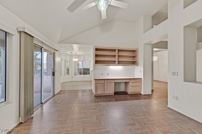 Building Photo - 2832 Dry Plains Dr