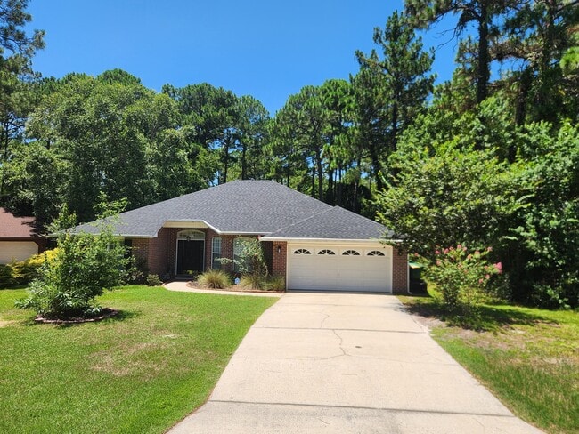 Building Photo - 816 W Ridgewood Cove