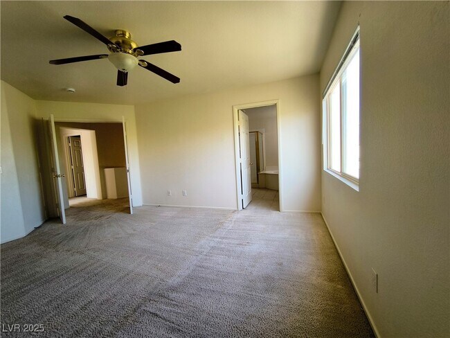 Building Photo - 9693 Bighorn Island Ave