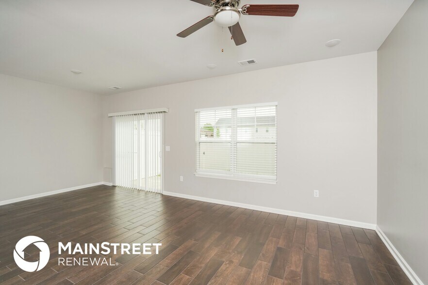 Building Photo - 2089 Paddle Wheel Dr