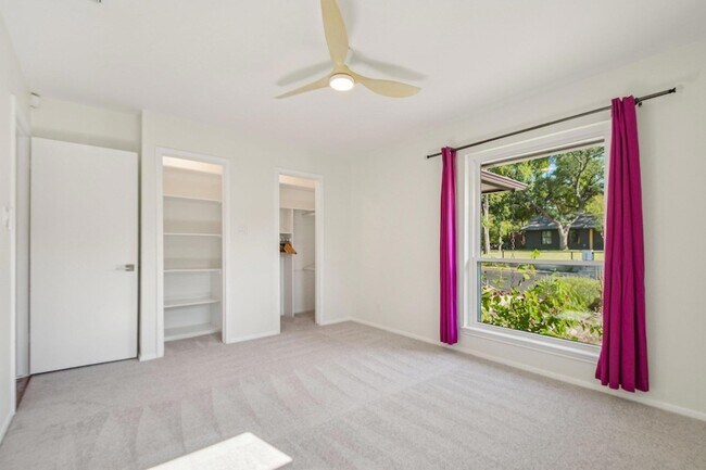 Building Photo - 2505 Comburg Castle Way