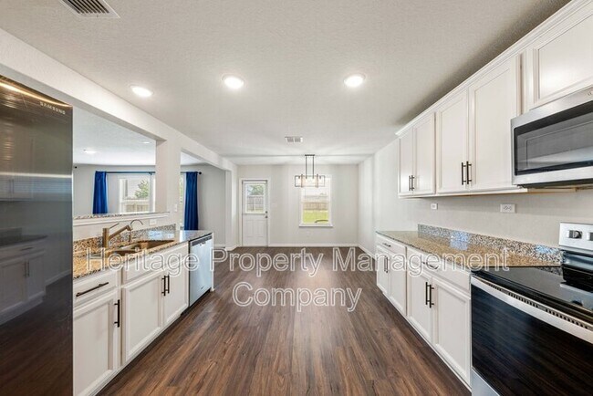 Building Photo - 6231 Antares