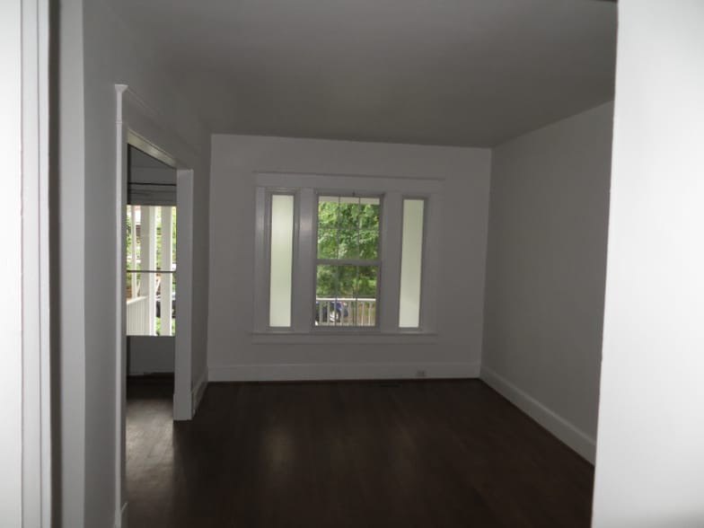 Building Photo - 112 N Peyton St