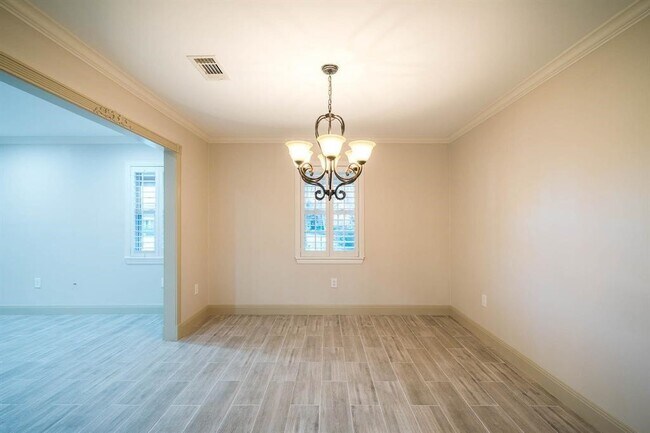 Building Photo - 5046 Yarwell Dr