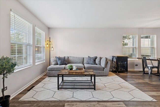 Building Photo - 60 Wingate Dr