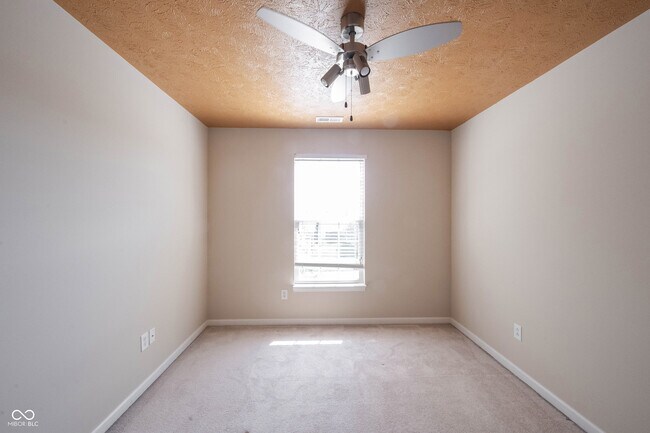 Building Photo - 13086 Avon Cross Way