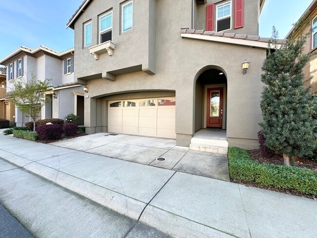 Building Photo - 6025 Palermo Way