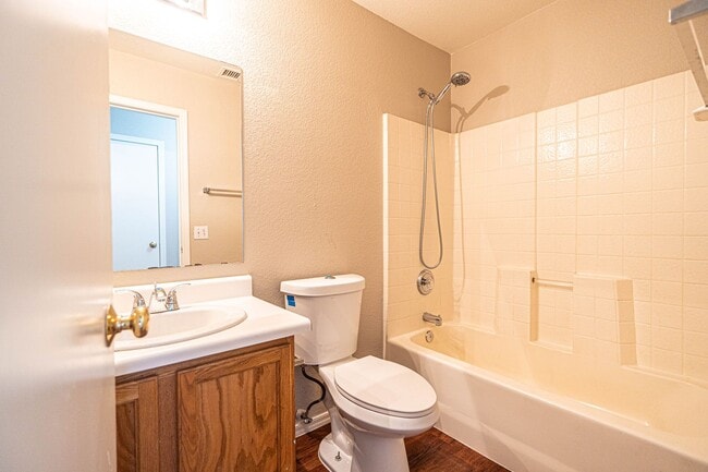 Building Photo - Perfect 3 bed/2 bath home in Johnson Ranch!