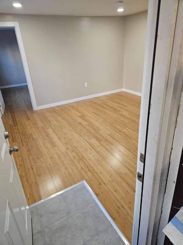 Building Photo - 205 E 2nd St