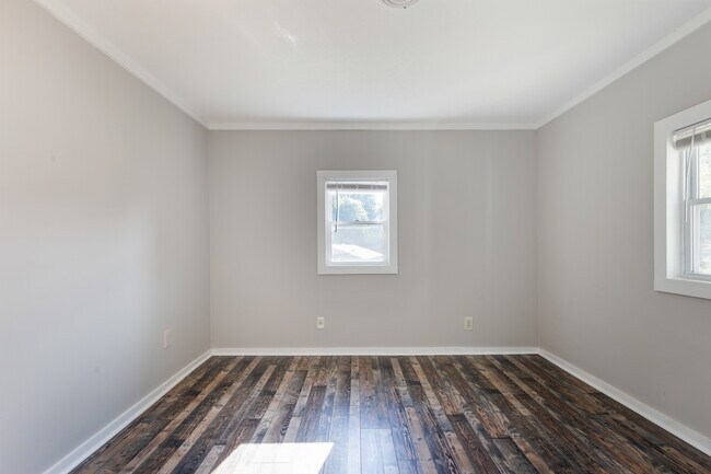 Building Photo - 4516 Sevierville Pike