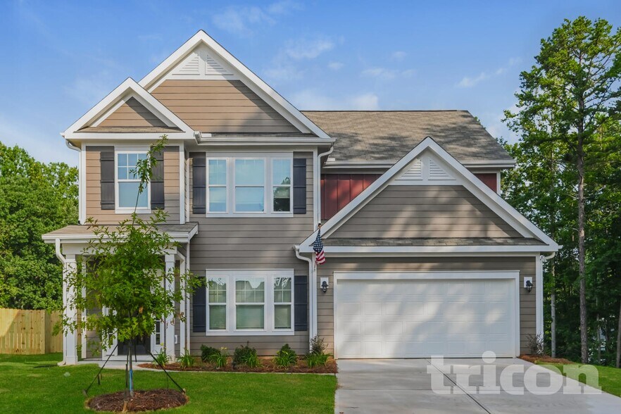 Interior Photo - Tricon Lake Norman