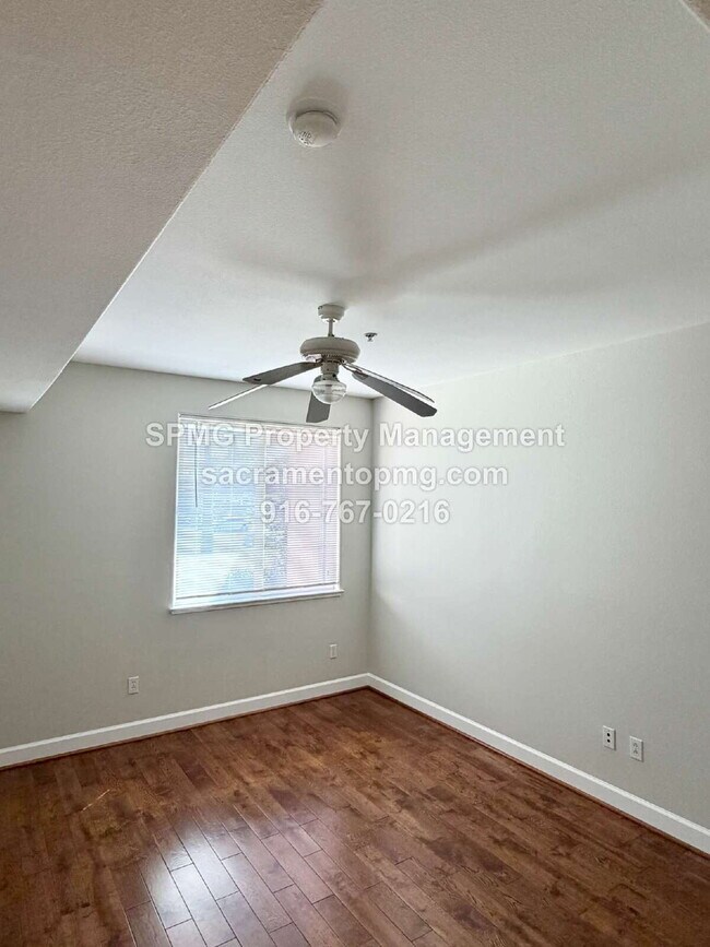 Building Photo - 1501 Secret Ravine Pkwy