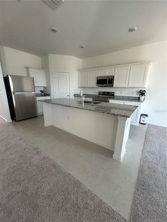 Building Photo - 882 Ballantyne Dr