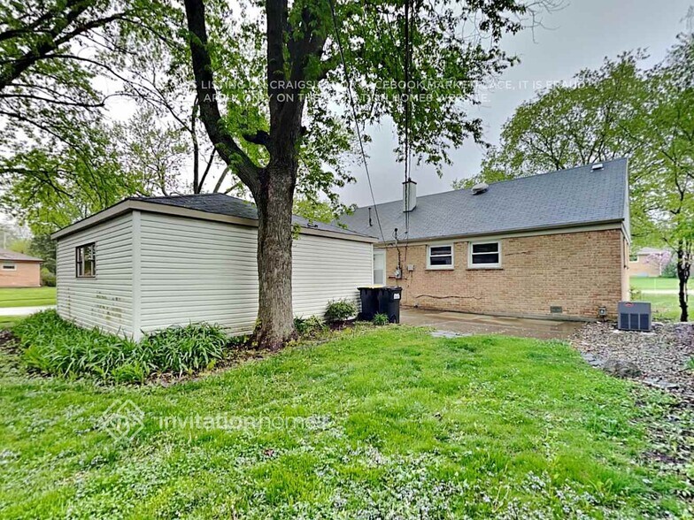 Building Photo - 602 Banbury Ct