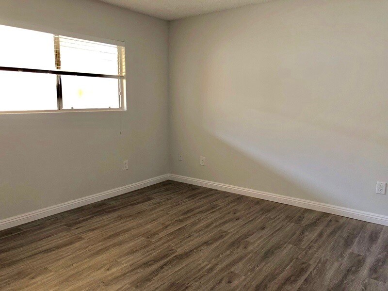 Building Photo - 2508 Highland Ave