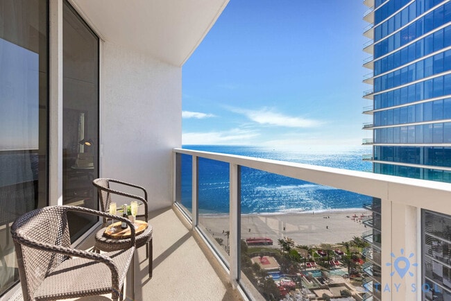Building Photo - 18001 Collins Ave