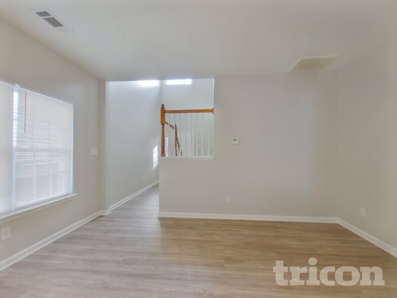 Building Photo - 5113 Livermore Ln