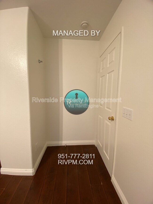 Building Photo - 44516 Penbrook Ln