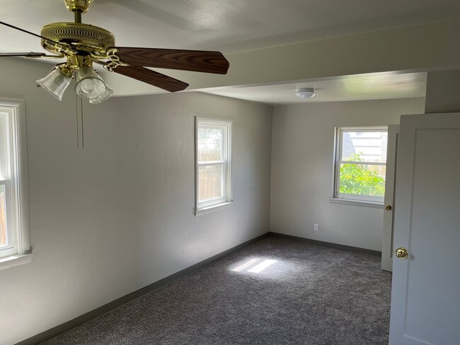 Building Photo - 1028 Watt St