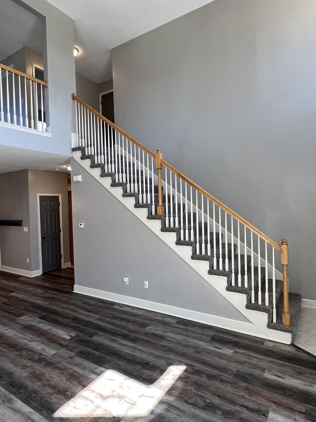 Building Photo - 1225 Dustins Way