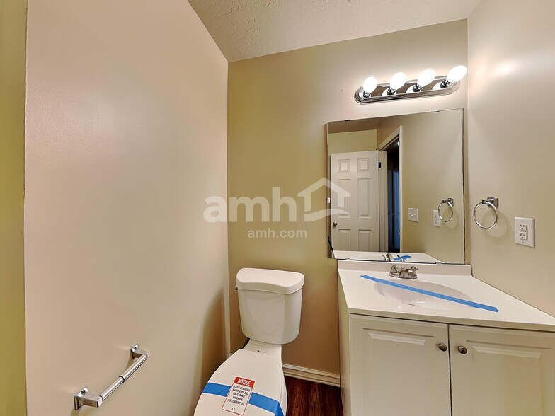 Building Photo - 4296 S 6180 W