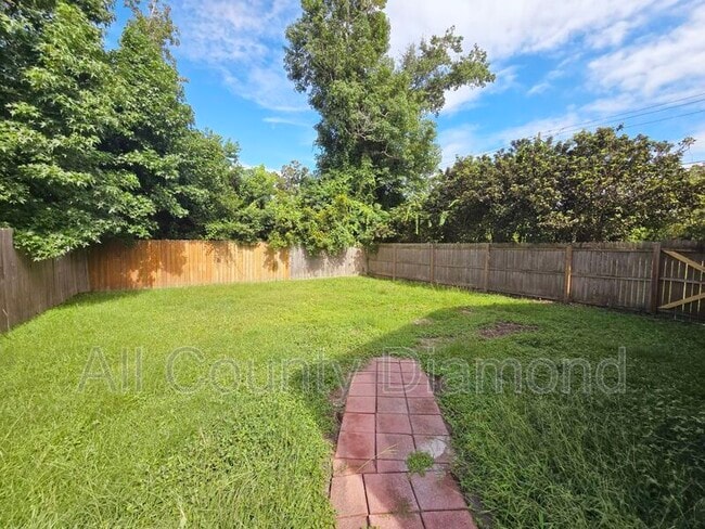 Building Photo - 1119 Wyoming Ave