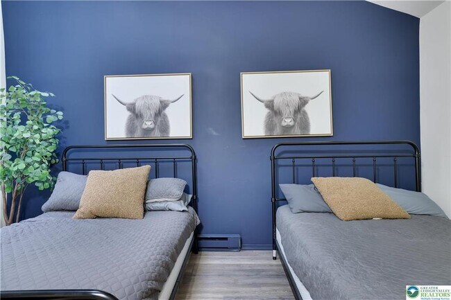 Building Photo - 421 King Arthur Rd